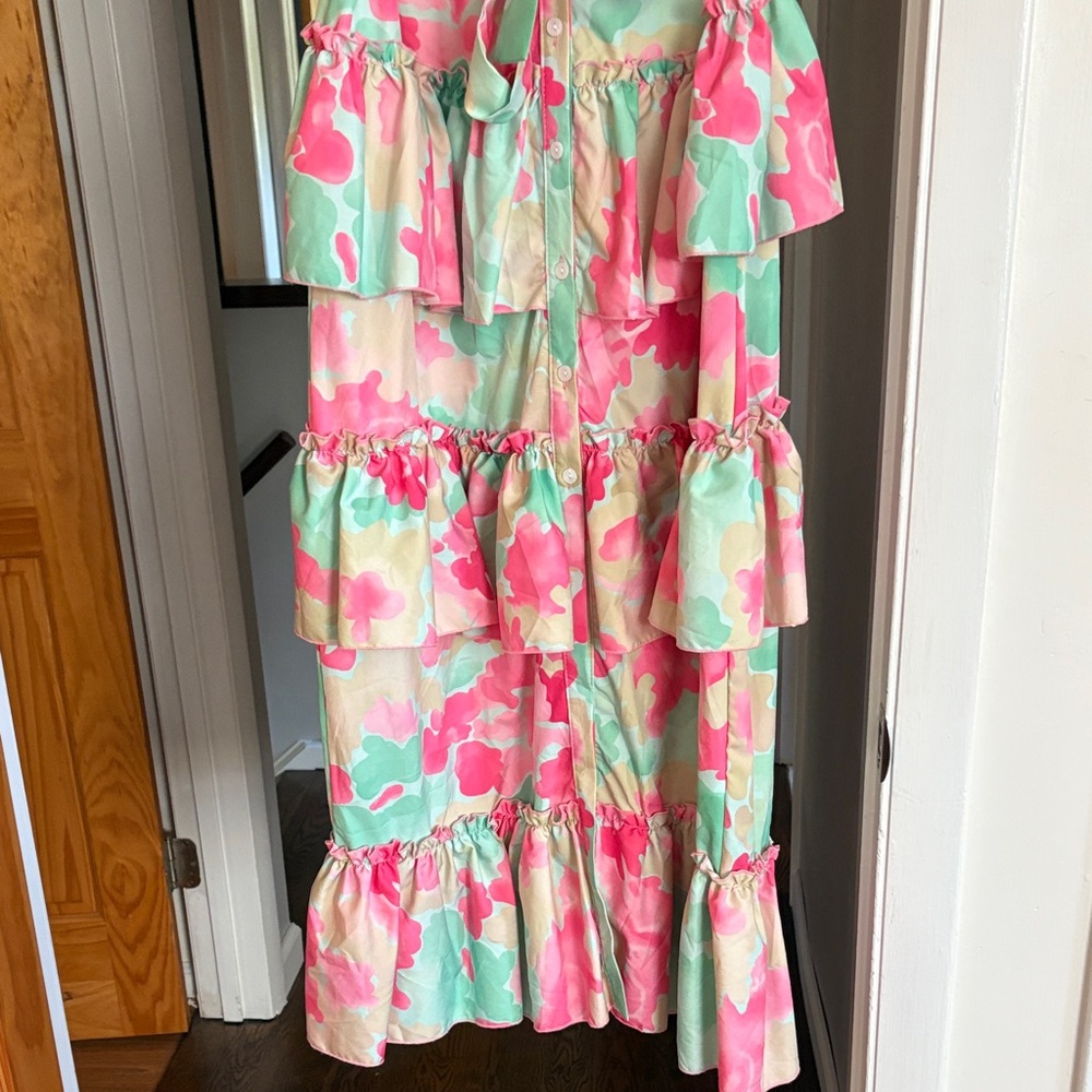 Elegant Floral Midi Dress with Tie Waist and Ruffled Skirt - Picture 4 of 5